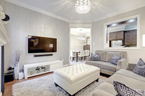 Photo 19 at 121 Mahogany Forest Drive, Patterson, Vaughan