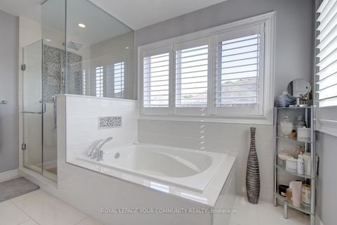 Photo 31 at 121 Mahogany Forest Drive, Patterson, Vaughan