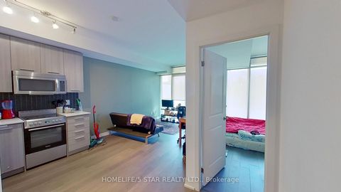 Photo 4 at 302 - 105 GEORGE Street, Moss Park, Toronto