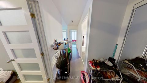 Photo 12 at 302 - 105 GEORGE Street, Moss Park, Toronto