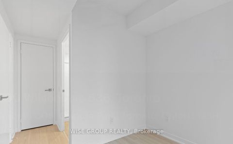 Photo 7 at 736 - 500 Wilson Avenue, Clanton Park, Toronto