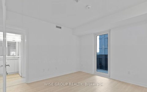 Photo 11 at 736 - 500 Wilson Avenue, Clanton Park, Toronto