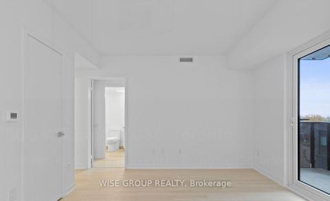 Photo 12 at 736 - 500 Wilson Avenue, Clanton Park, Toronto