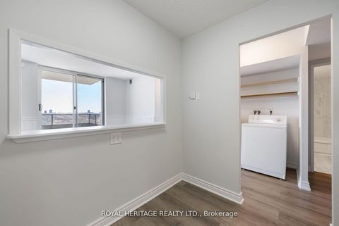 Photo 16 at 1207 - 3151 Bridletowne Circle, L'Amoreaux, Toronto
