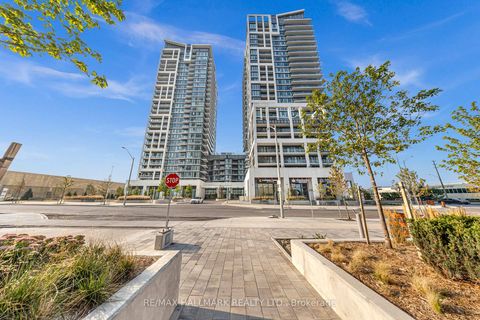 Photo 2 at 427 - 9000 Jane Street, Vellore Village, Vaughan