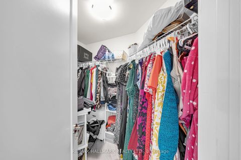 Photo 19 at 427 - 9000 Jane Street, Vellore Village, Vaughan