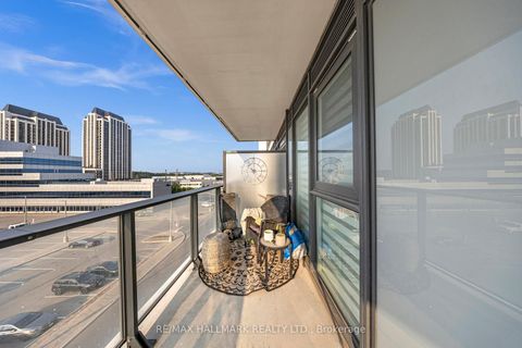 Photo 23 at 427 - 9000 Jane Street, Vellore Village, Vaughan