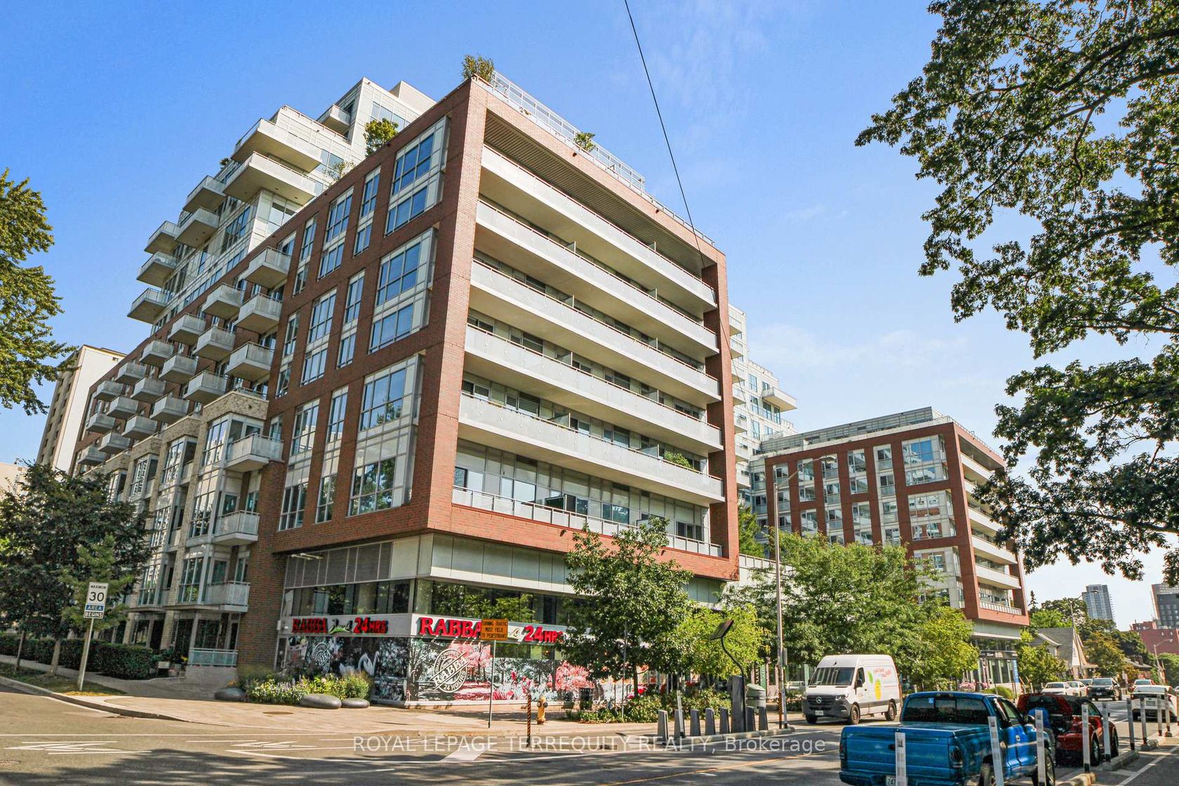 329 - 1830 Bloor Street W, High Park North, Toronto 
