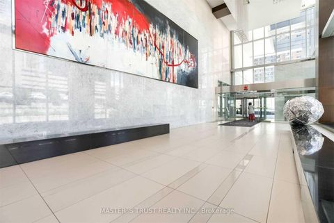 Photo 4 at 5504 - 386 Yonge Street, Bay Street Corridor, Toronto