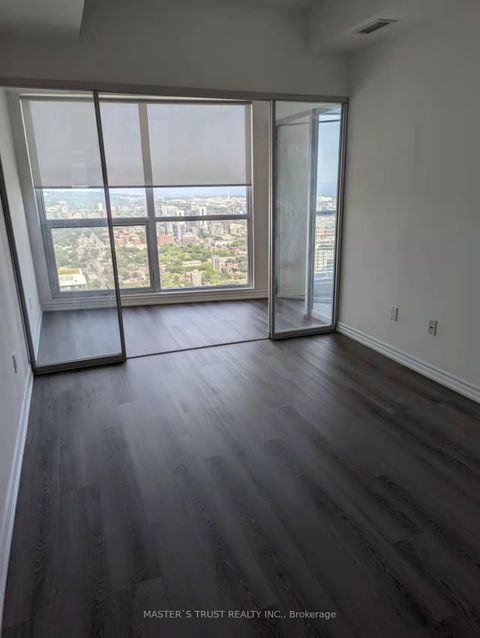 Photo 6 at 5504 - 386 Yonge Street, Bay Street Corridor, Toronto Photo 6 at 5504 - 386 Yonge Street, Bay Street Corridor, Toronto