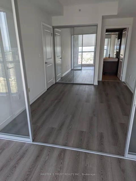 Photo 10 at 5504 - 386 Yonge Street, Bay Street Corridor, Toronto Photo 10 at 5504 - 386 Yonge Street, Bay Street Corridor, Toronto