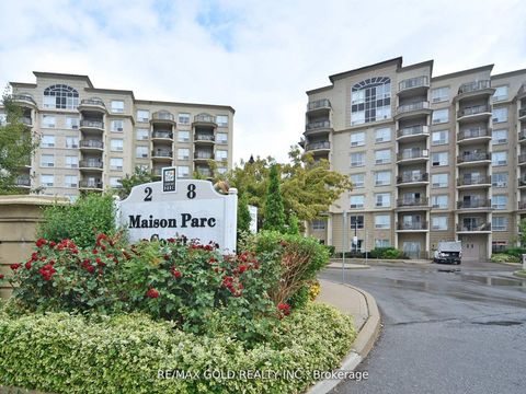 Photo 3 at 404 - 2 Maison Parc Court, Lakeview Estates, Vaughan