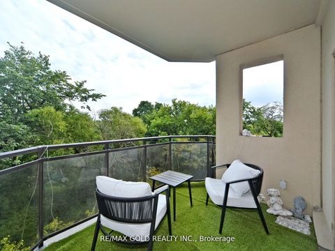 Photo 35 at 404 - 2 Maison Parc Court, Lakeview Estates, Vaughan