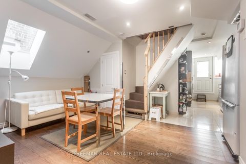 Photo 2 at 426 Brunswick Avenue, Annex, Toronto