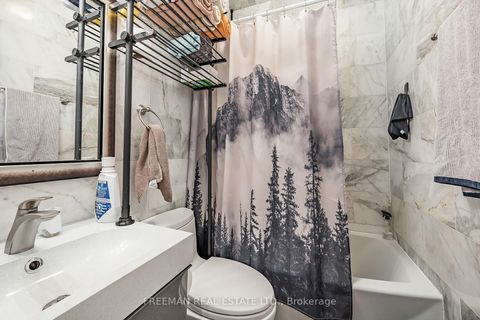 Photo 23 at 426 Brunswick Avenue, Annex, Toronto