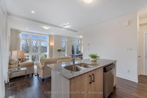 Photo 2 at 16 - 7 Phelps Lane, Oak Ridges, Richmond Hill