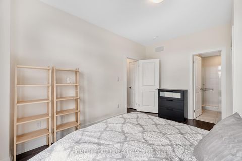 Photo 12 at 16 - 7 Phelps Lane, Oak Ridges, Richmond Hill