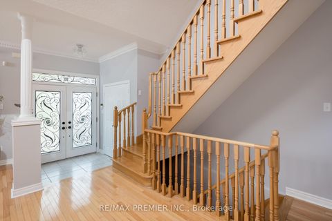Photo 6 at 48 Braden Way, Vellore Village, Vaughan