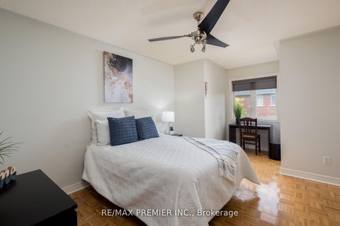 Photo 14 at 48 Braden Way, Vellore Village, Vaughan