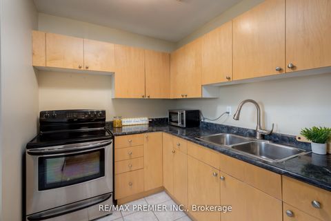 Photo 22 at 48 Braden Way, Vellore Village, Vaughan