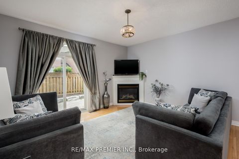 Photo 24 at 48 Braden Way, Vellore Village, Vaughan