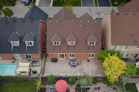 Photo 31 at 48 Braden Way, Vellore Village, Vaughan