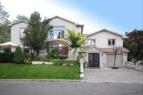 Photo 0 at 250 Betty Ann Drive, Willowdale West, Toronto