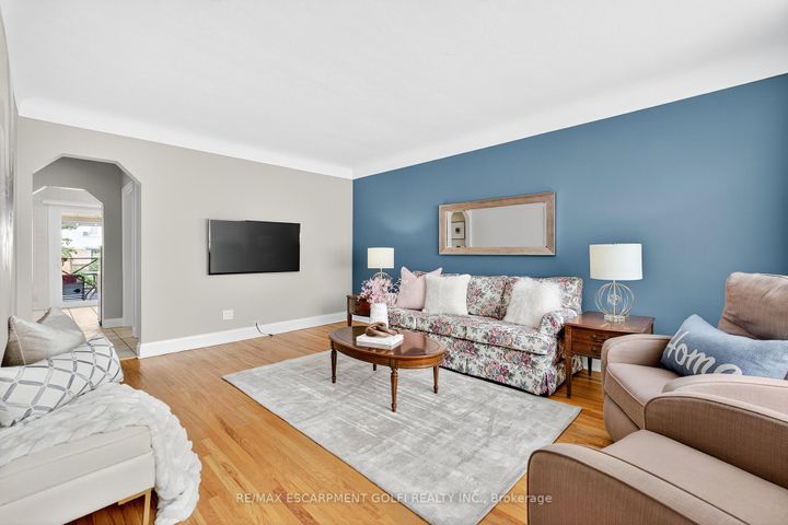 Photo 3 at 56 West 1st Street, Buchanan, Hamilton