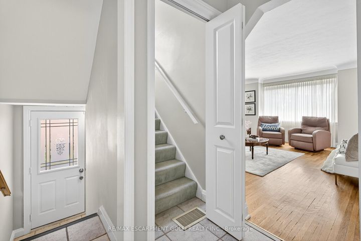 Photo 15 at 56 West 1st Street, Buchanan, Hamilton