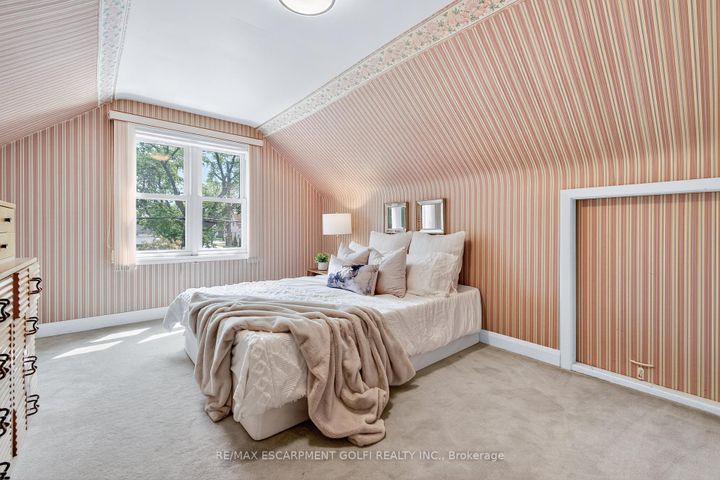 Photo 16 at 56 West 1st Street, Buchanan, Hamilton