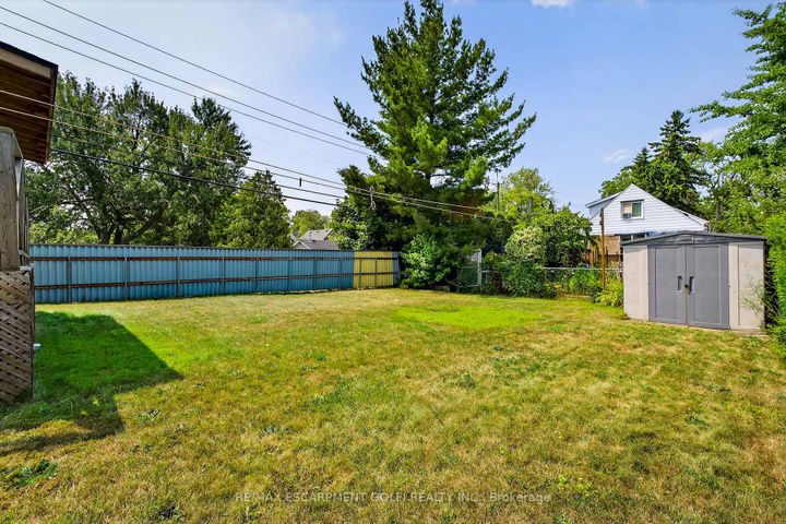 Photo 27 at 56 West 1st Street, Buchanan, Hamilton