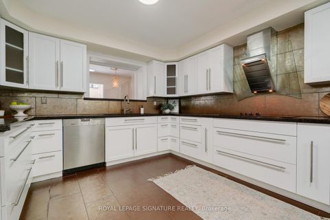 Photo 16 at 339 Elmwood Avenue, Harding, Richmond Hill
