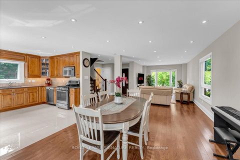 Photo 10 at 57 Tribbling Crescent, Hills of St Andrew, Aurora