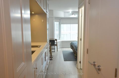 Photo 4 at 713 - 155 Yorkville Avenue, Annex, Toronto