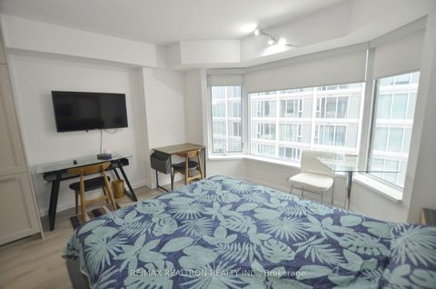 Photo 15 at 713 - 155 Yorkville Avenue, Annex, Toronto