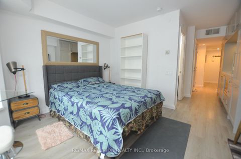 Photo 16 at 713 - 155 Yorkville Avenue, Annex, Toronto