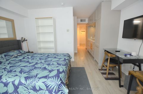 Photo 19 at 713 - 155 Yorkville Avenue, Annex, Toronto
