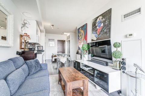 Photo 5 at 3611 - 21 Iceboat Terrace, Waterfront Communities C1, Toronto