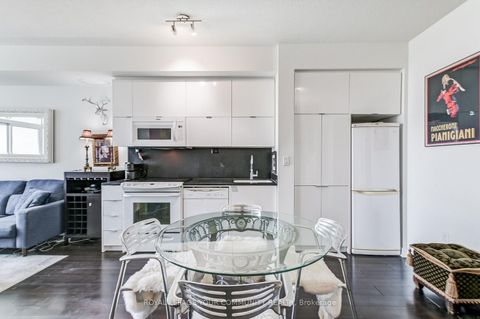 Photo 6 at 3611 - 21 Iceboat Terrace, Waterfront Communities C1, Toronto