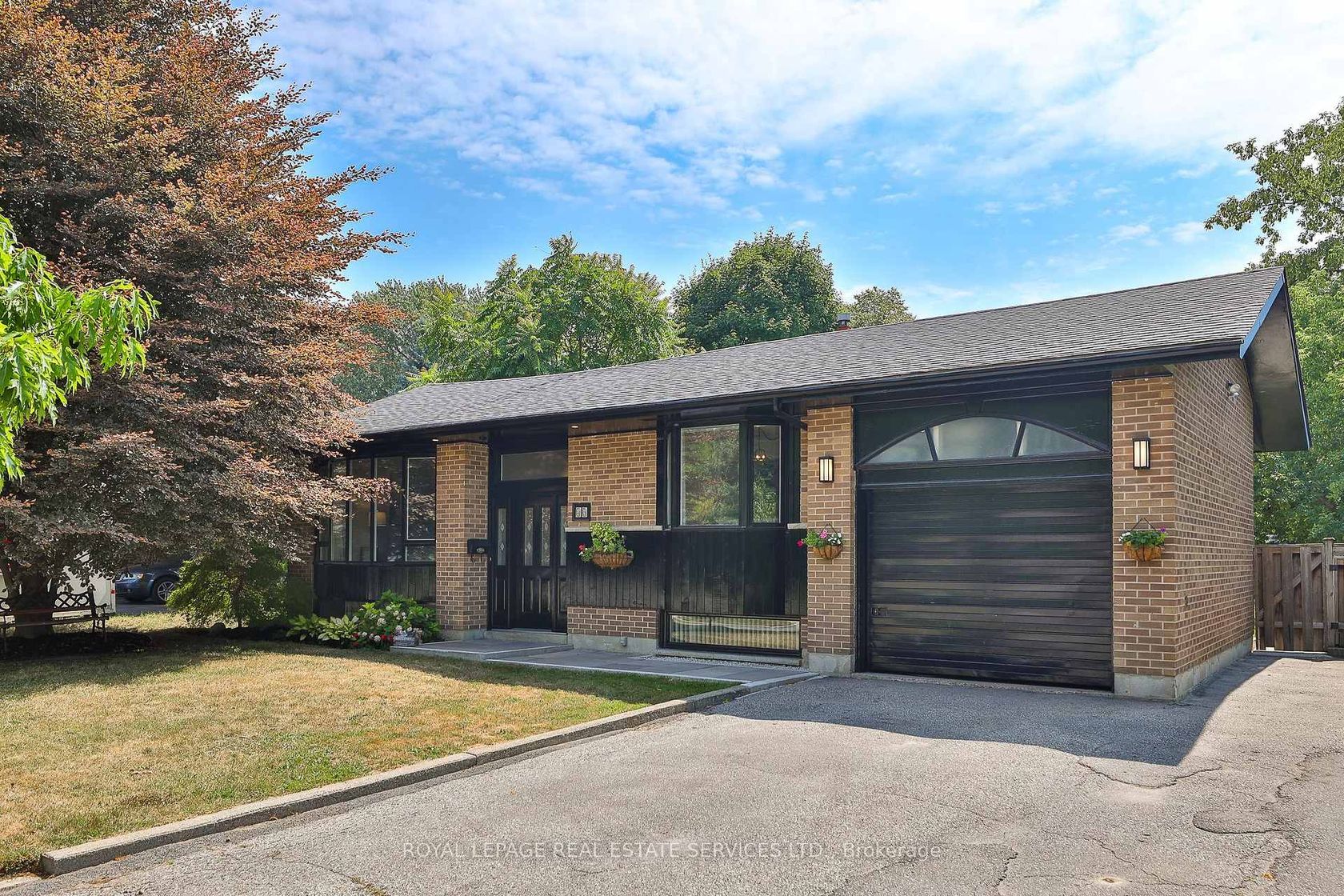 45 Doonaree Drive, Donalda, Toronto 
