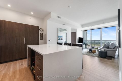 Photo 7 at 3615 - 17 Bathurst Street, Waterfront Communities C1, Toronto