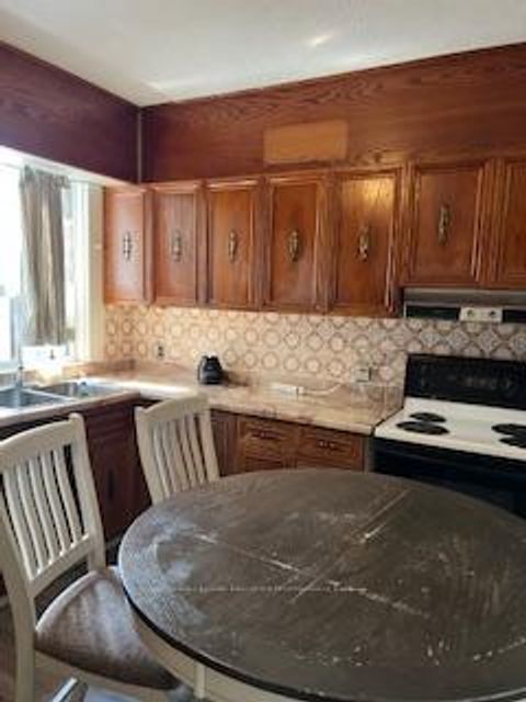 Photo 4 at 158 Gillard Avenue, Coxwell, Toronto