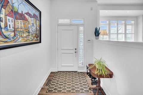 Photo 3 at 6 - 80 North Park Road, Beverley Glen, Vaughan