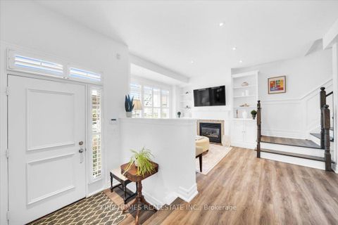 Photo 4 at 6 - 80 North Park Road, Beverley Glen, Vaughan
