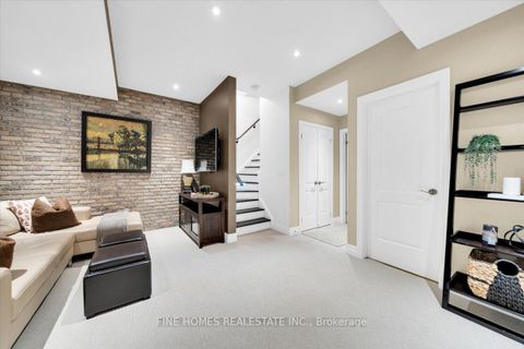 Photo 30 at 6 - 80 North Park Road, Beverley Glen, Vaughan