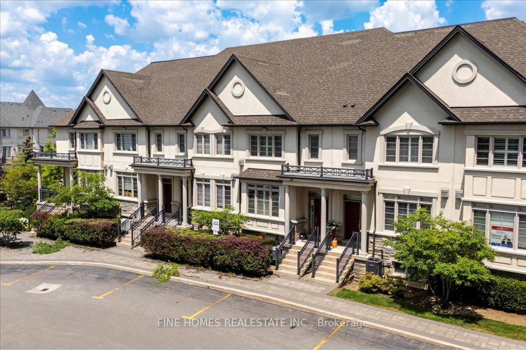 6 - 80 North Park Road, Beverley Glen, Vaughan 