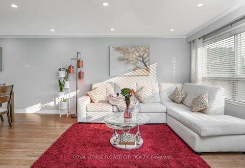 Photo 2 at 278 Elmhurst Drive, Kipling, Toronto