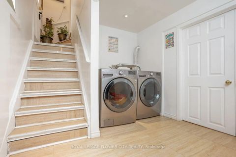 Photo 13 at 278 Elmhurst Drive, Kipling, Toronto