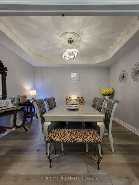 Photo 11 at 95 Westbury Court, Westbrook, Richmond Hill