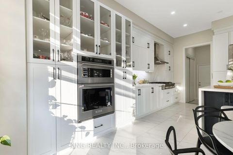 Photo 11 at 3419 Sixth Line, GO Glenorchy, Oakville